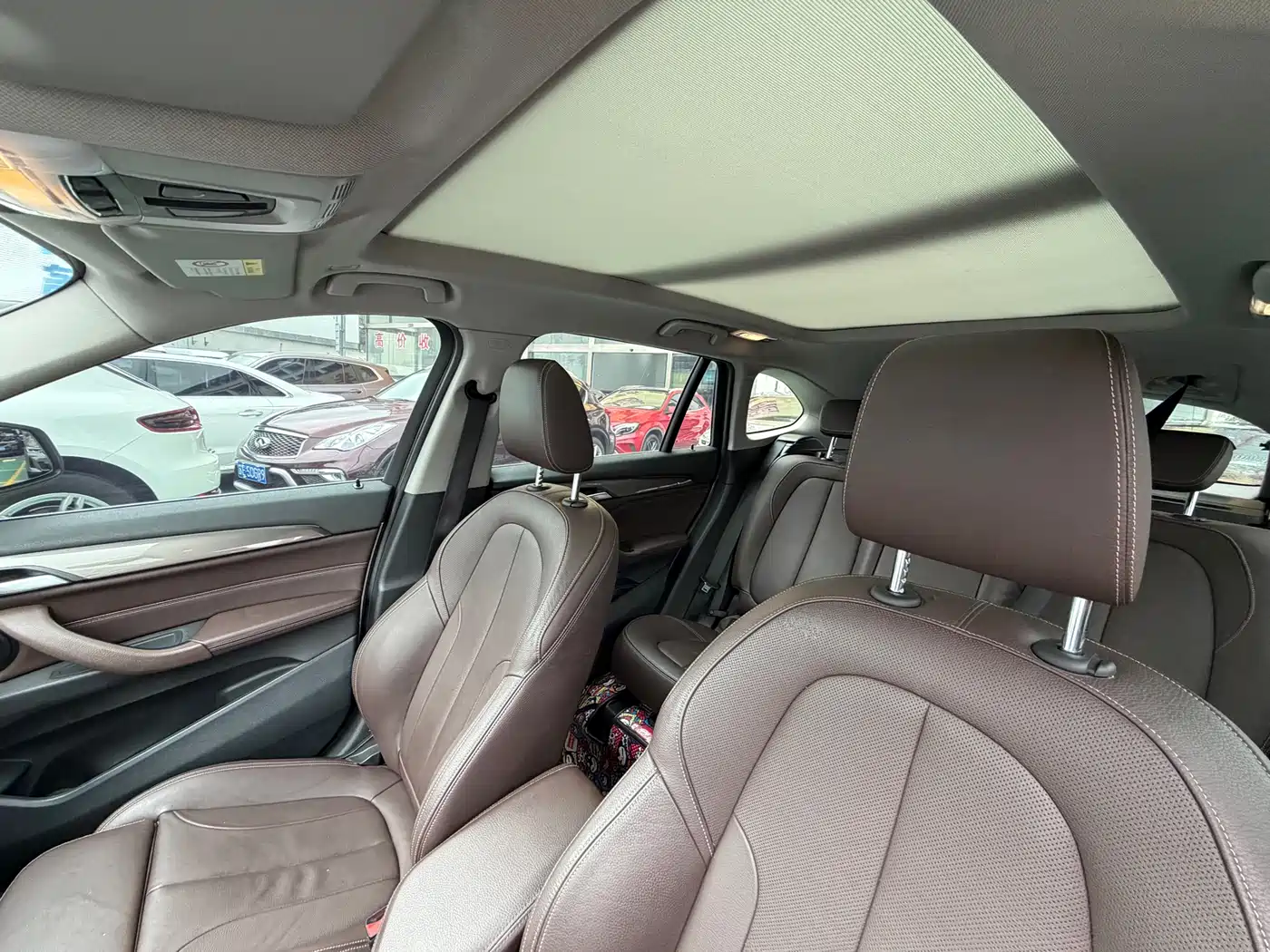 BMW X1 2018 sDrive18Li Premium Model фото 8