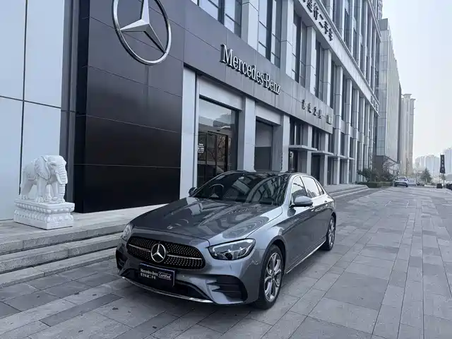 MERCEDES-BENZ E CLASS
