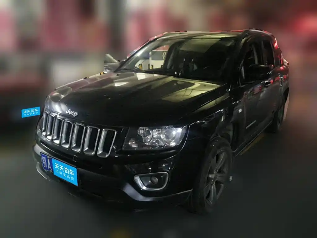 Jeep Compass (Import) 2015 2014 Facelift 2.4L 4WD Comfort Edition