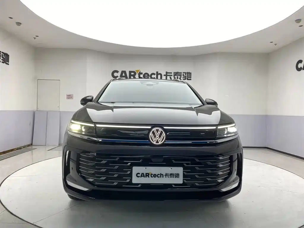Volkswagen Talagon 2025 Model 450TSI AWD Premium 6-Seater фото 3