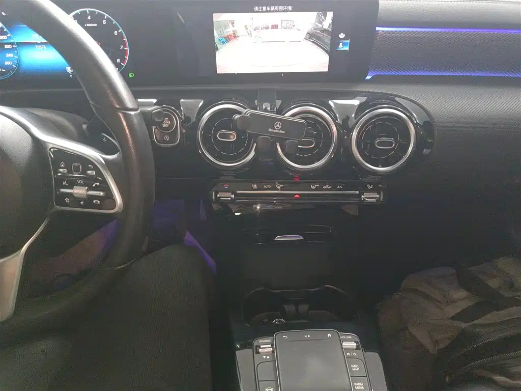 Mercedes-Benz A-Class 2021 Facelift A 180 L Sport Sedan фото 6