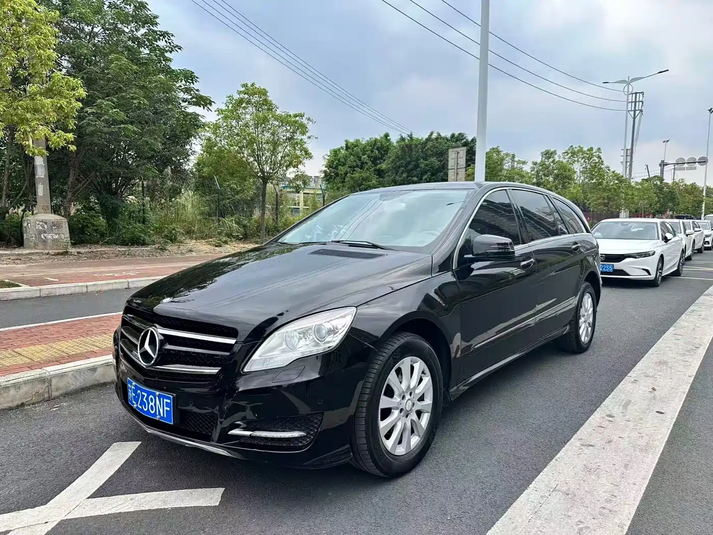 Mercedes-Benz R-Class 2018 2015 R 320 4MATIC Luxury