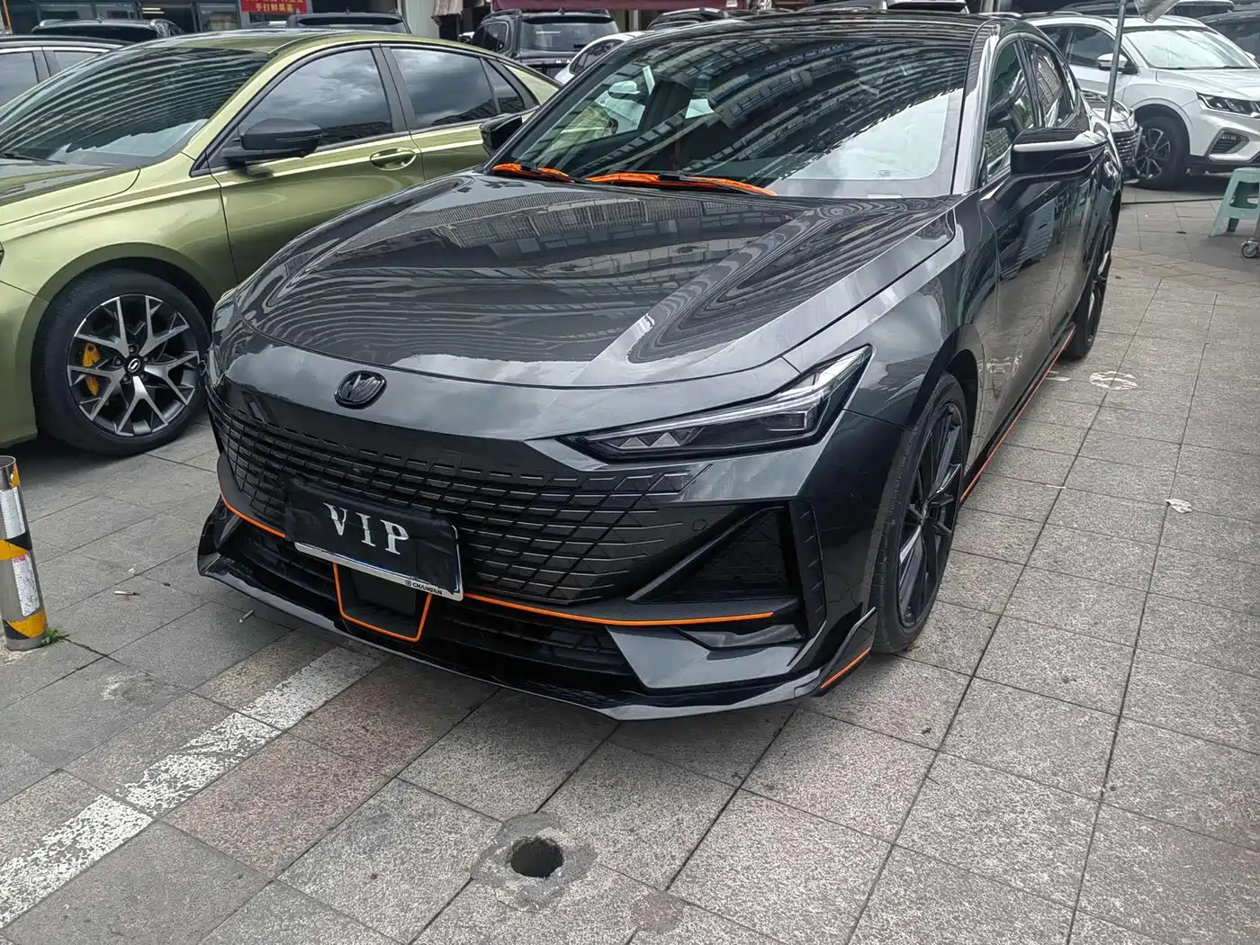 CHANGAN UNI-V
