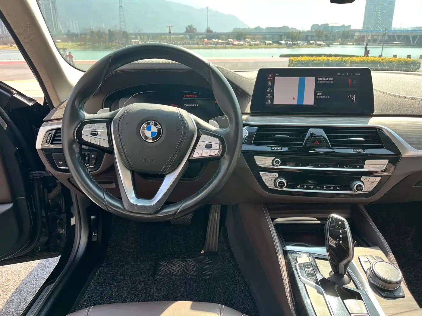 BMW 5 Series 2020 530Li Leading Luxury Package фото 6