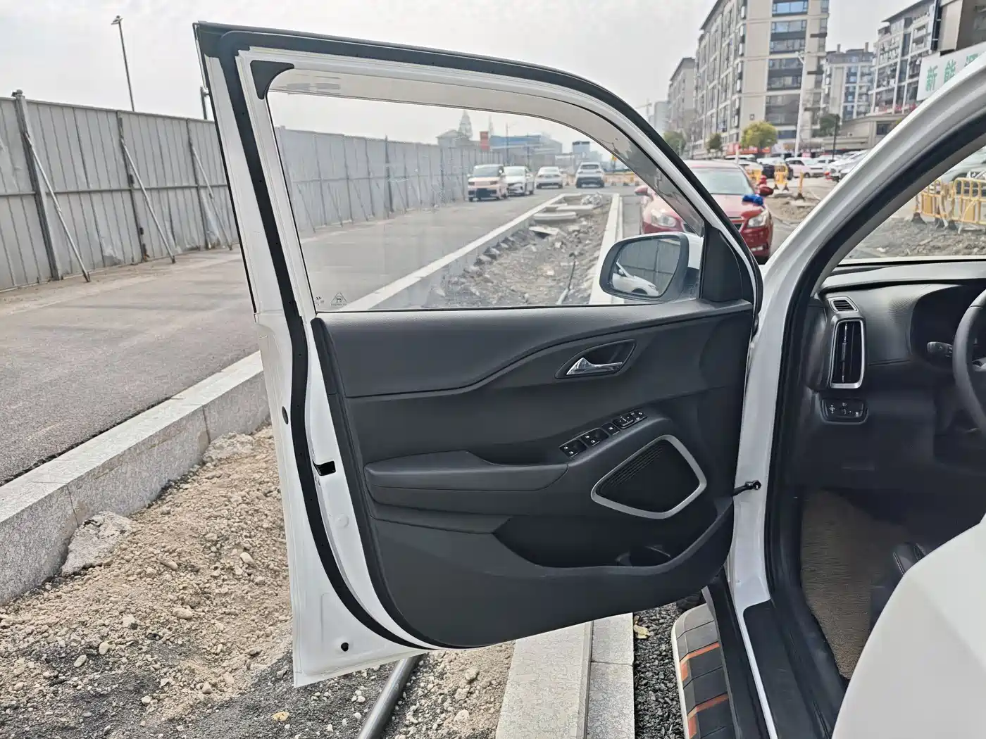 Hyundai Beijing Hyundai ix35 2018 2.0L Automatic 2WD Zhiyong·Enjoyment Edition фото 13