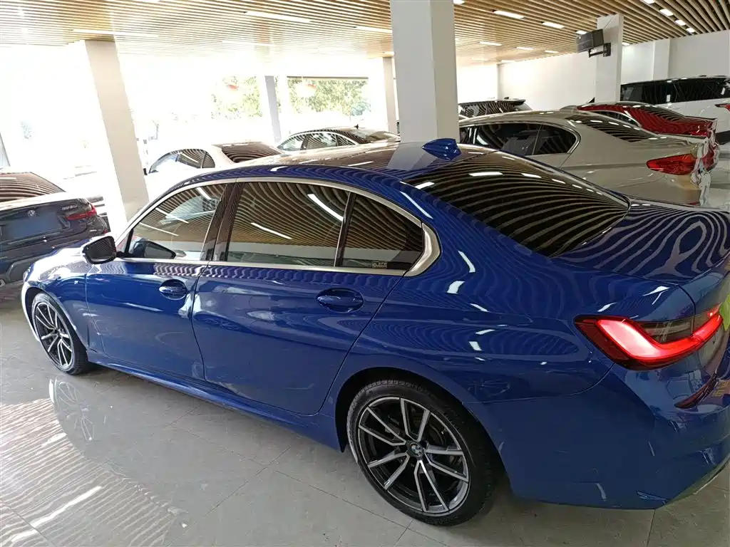 BMW 3 Series 2020 325Li M Sport Package фото 5
