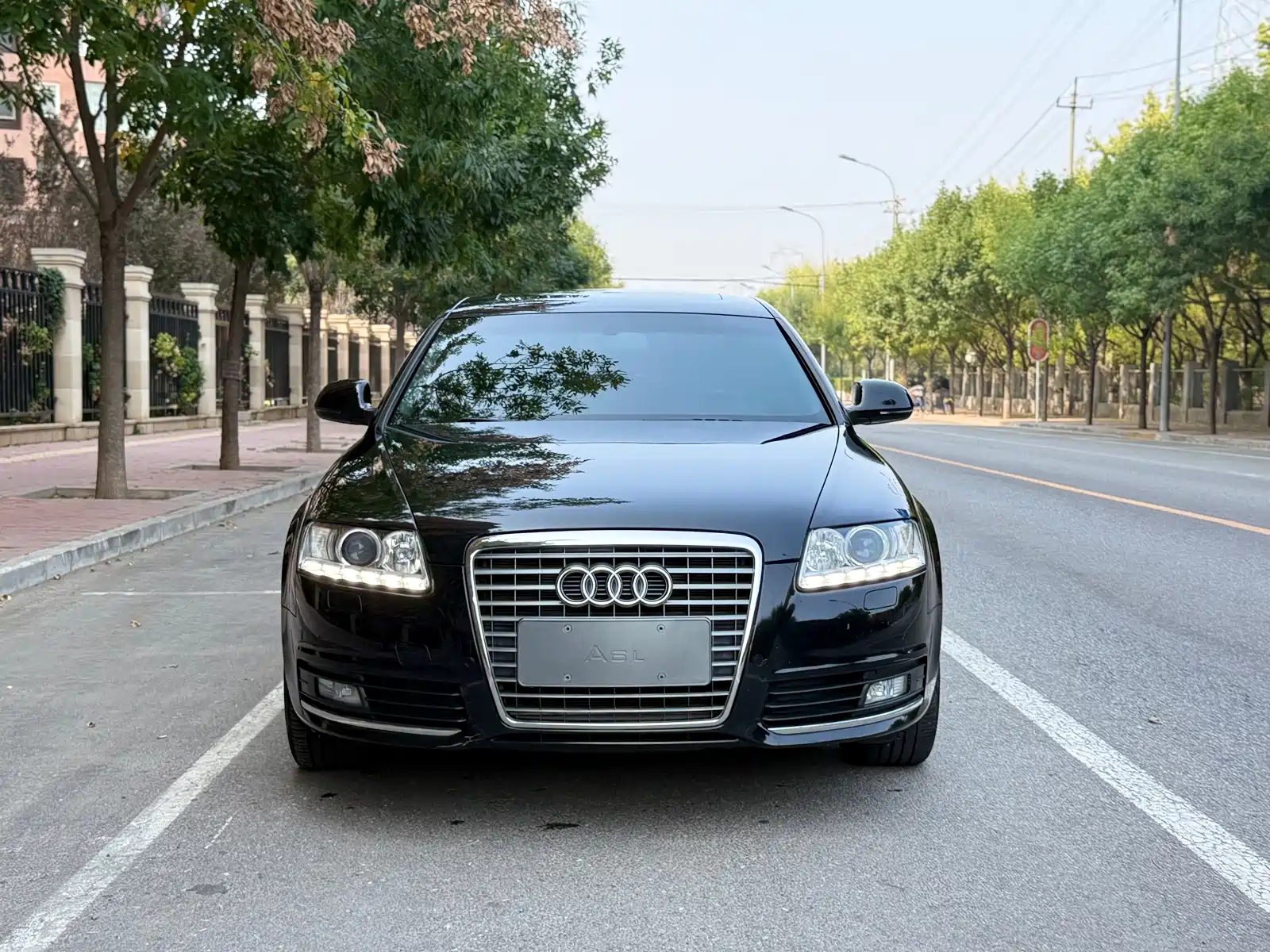 Фото 1 - Audi A6L