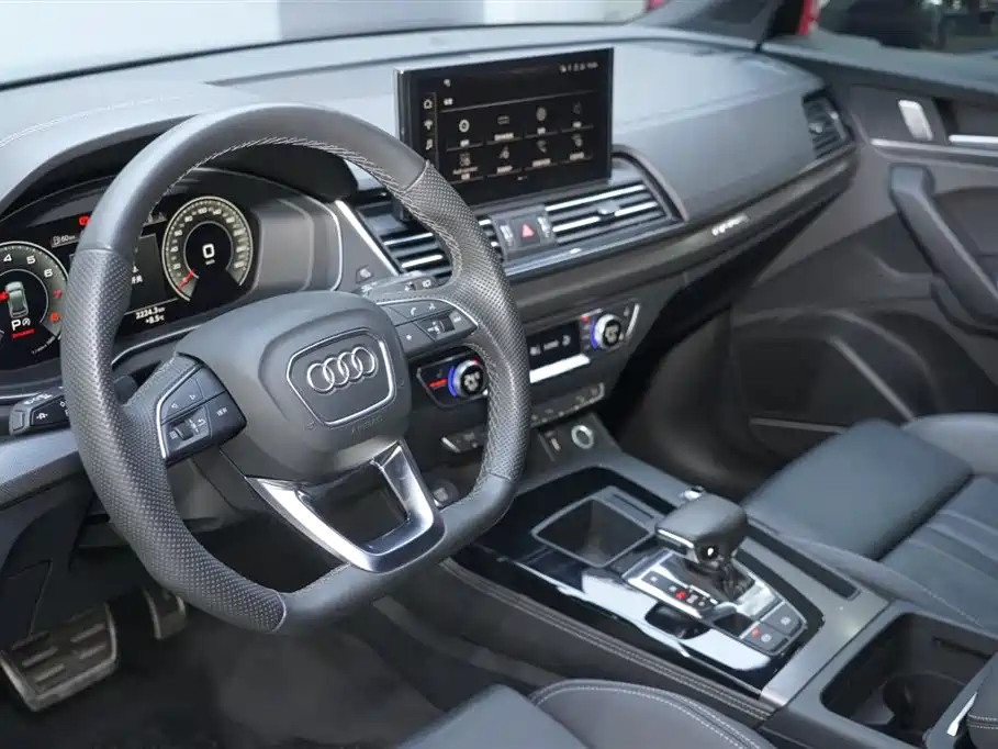 Audi Q5L 2024 Model 45 TFSI Luxury Dynamic фото 14