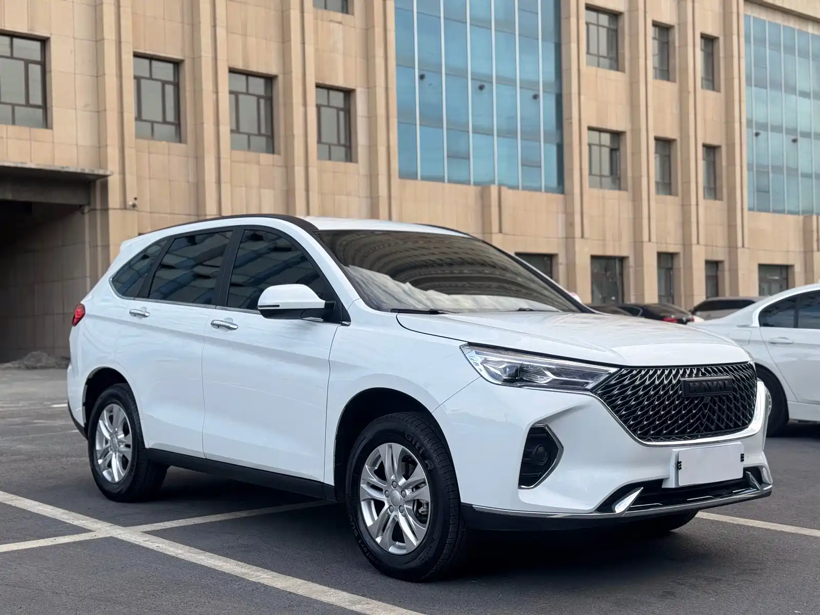 Фото 3 - Haval M6