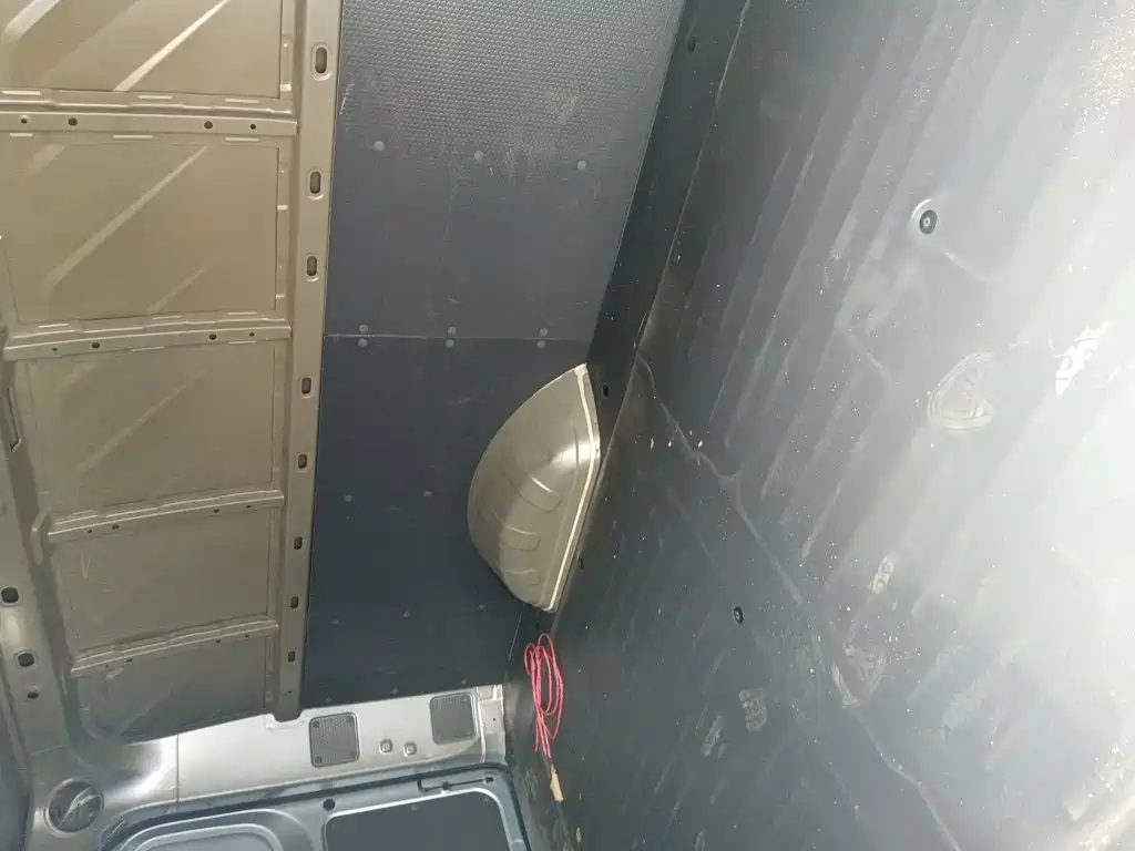 Wuling Motors Wuling Yangguang 2025 2025 310KM Sealed Window CATL Custom Edition