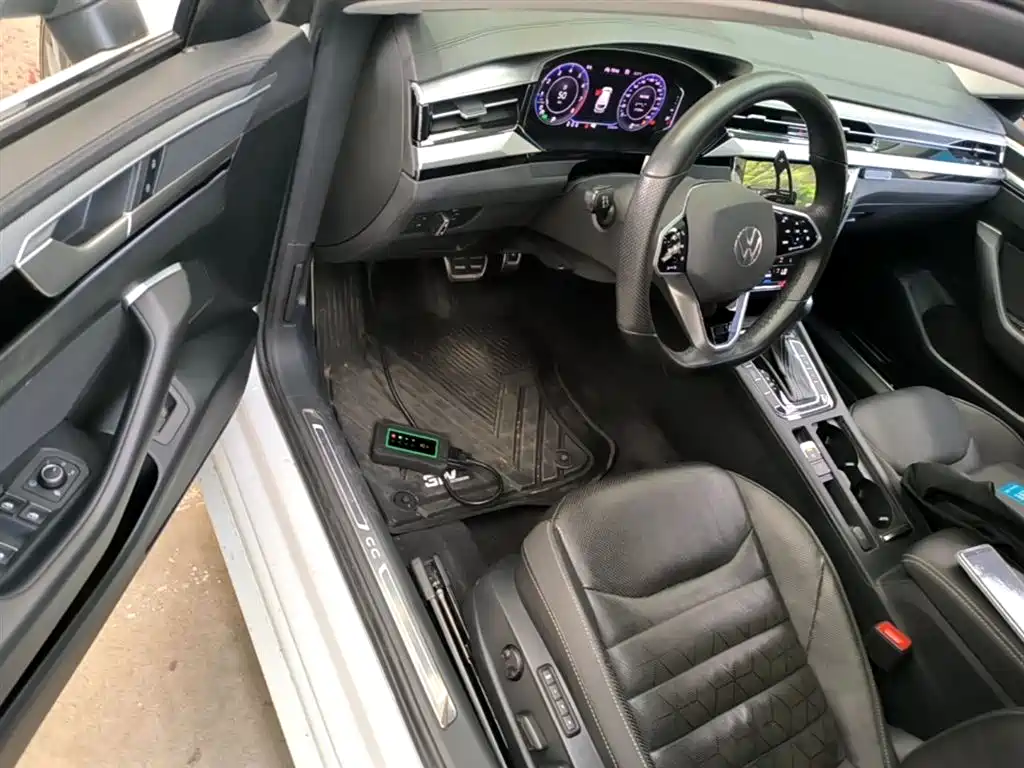 Volkswagen FAW-Volkswagen CC 2021 Shooting Brake 380TSI Hunter Heart Edition фото 16