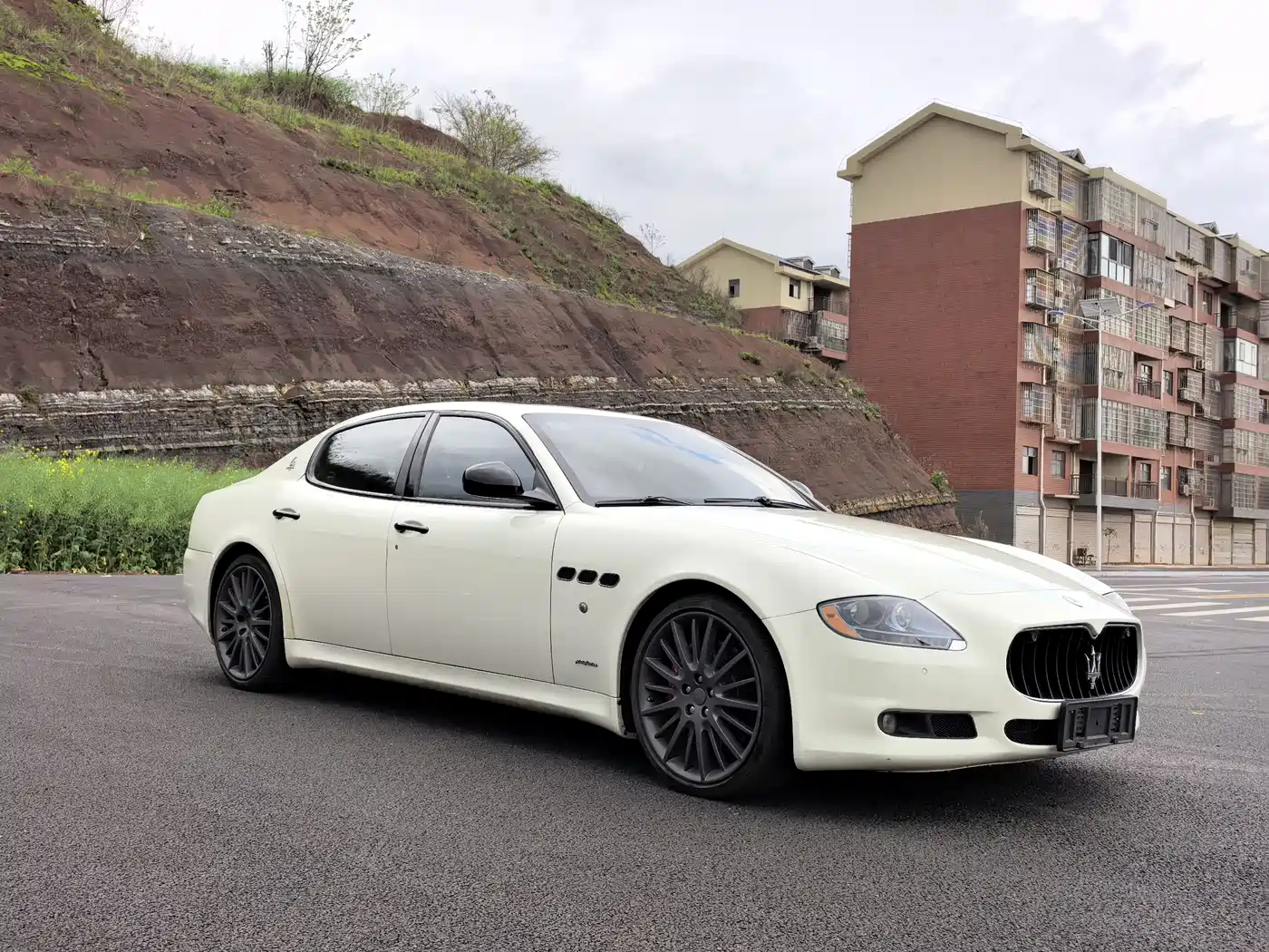 Maserati Quattroporte 2012 2010 4.7L Sport Edition