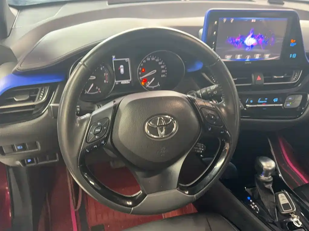 Toyota IZOA 2020 2.0L Yi Chi Edition фото 3