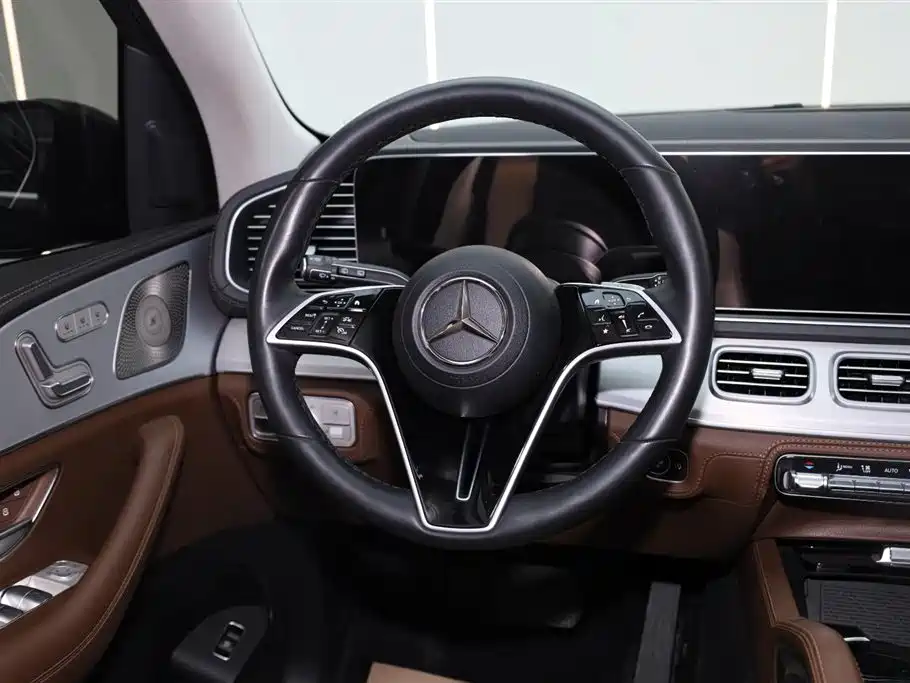 Mercedes-Benz GLE 2024 GLE 450 4MATIC Sport фото 15