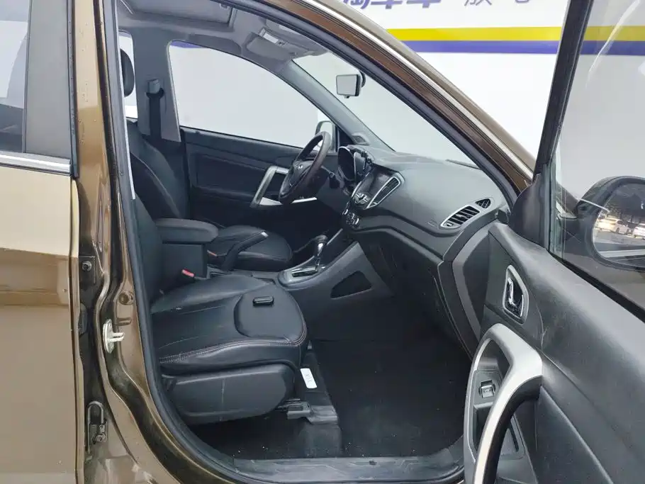 Chery Tiggo 5 2016 2015 2.0L CVT Family Joy