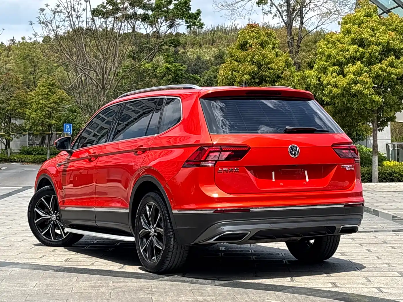 Volkswagen Tiguan L 2017 380TSI Automatic 4WD Ultimate Flagship Edition фото 5
