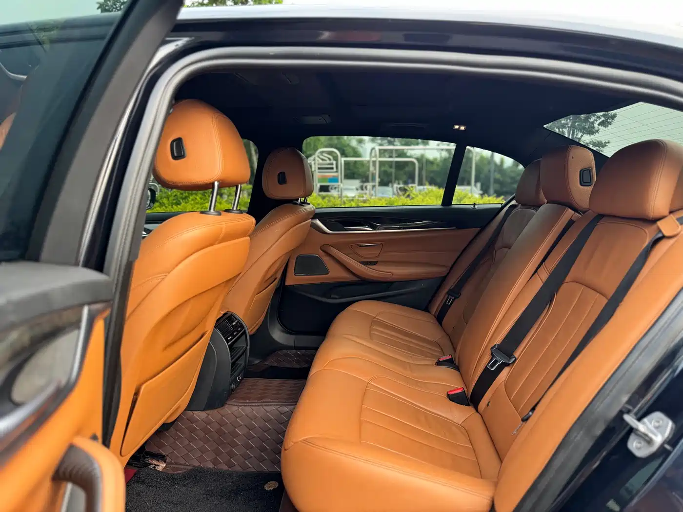 BMW 5 Series 2018 530Li Leading M Sport Package фото 9