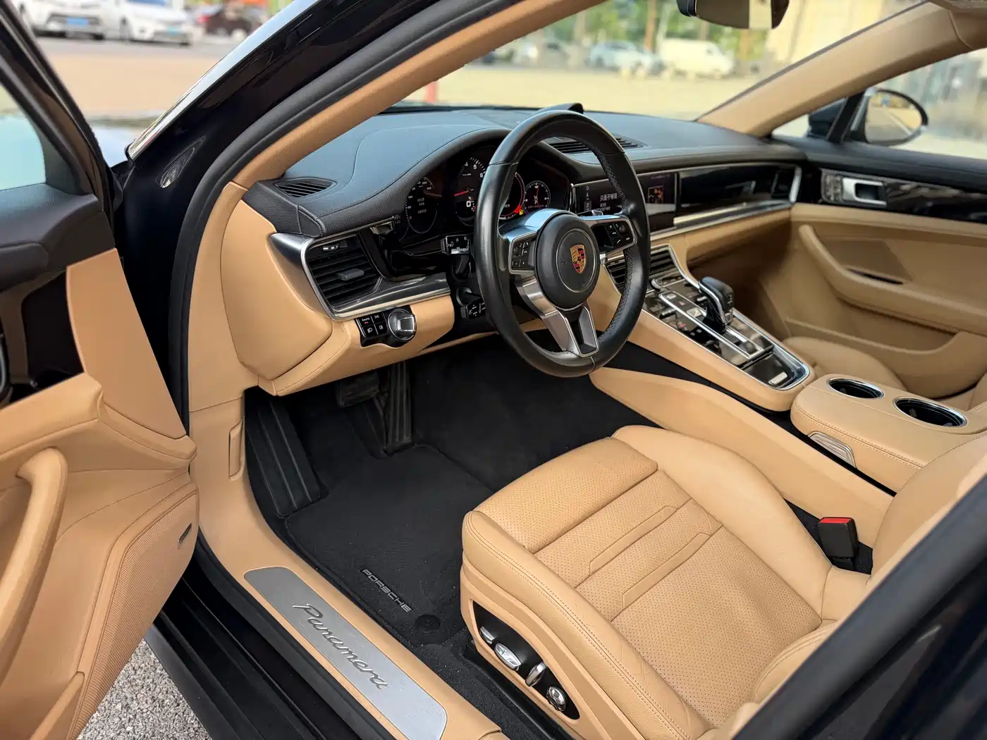 Porsche Panamera 2017 Panamera 3.0T фото 12