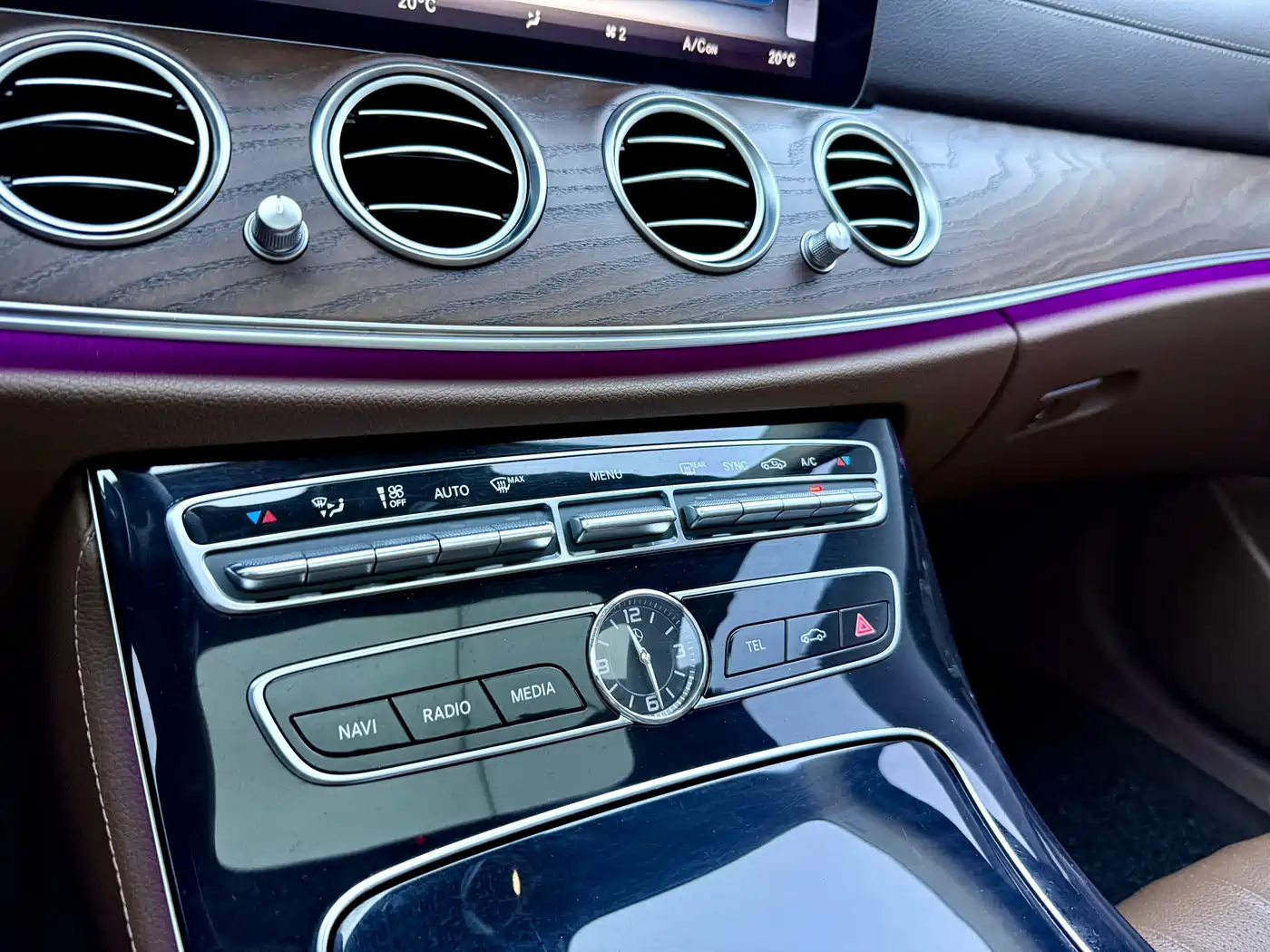 Mercedes-Benz E-Class 2017 E 300 L Luxury фото 11