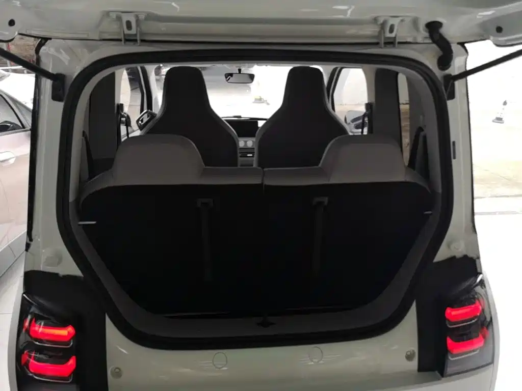 Wuling Motors Wuling Air ev 2023 2023 4-Seat Advanced Edition
