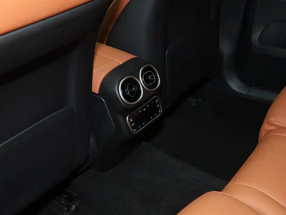 Mercedes-Benz GLC 2025 Facelift GLC 260 L 4MATIC Dynamic фото 20