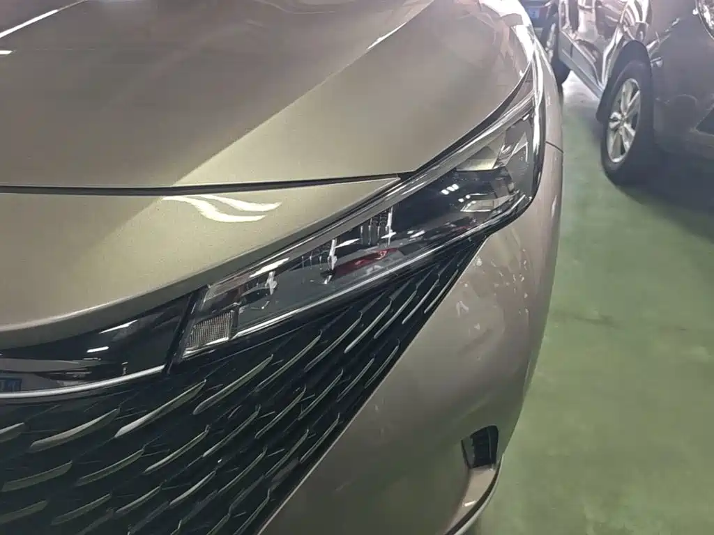 Roewe RX5 2023 2023 1.5T Honor Slide Screen Edition