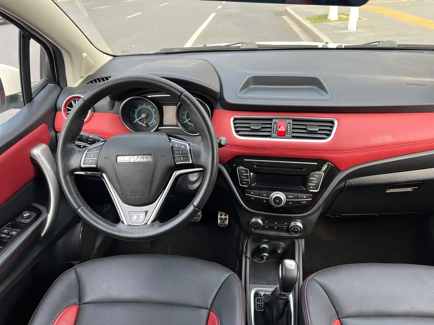 Haval H1 2016 Blue Label 1.5L AMT Urban фото 10