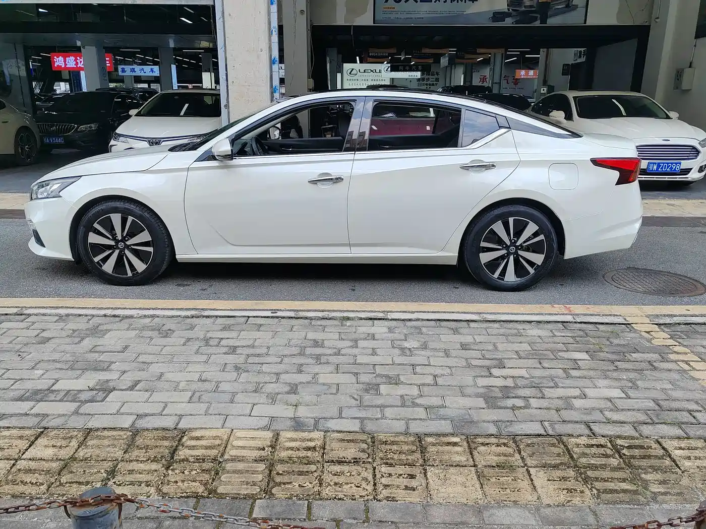 Nissan TEANA, миниатюра 3