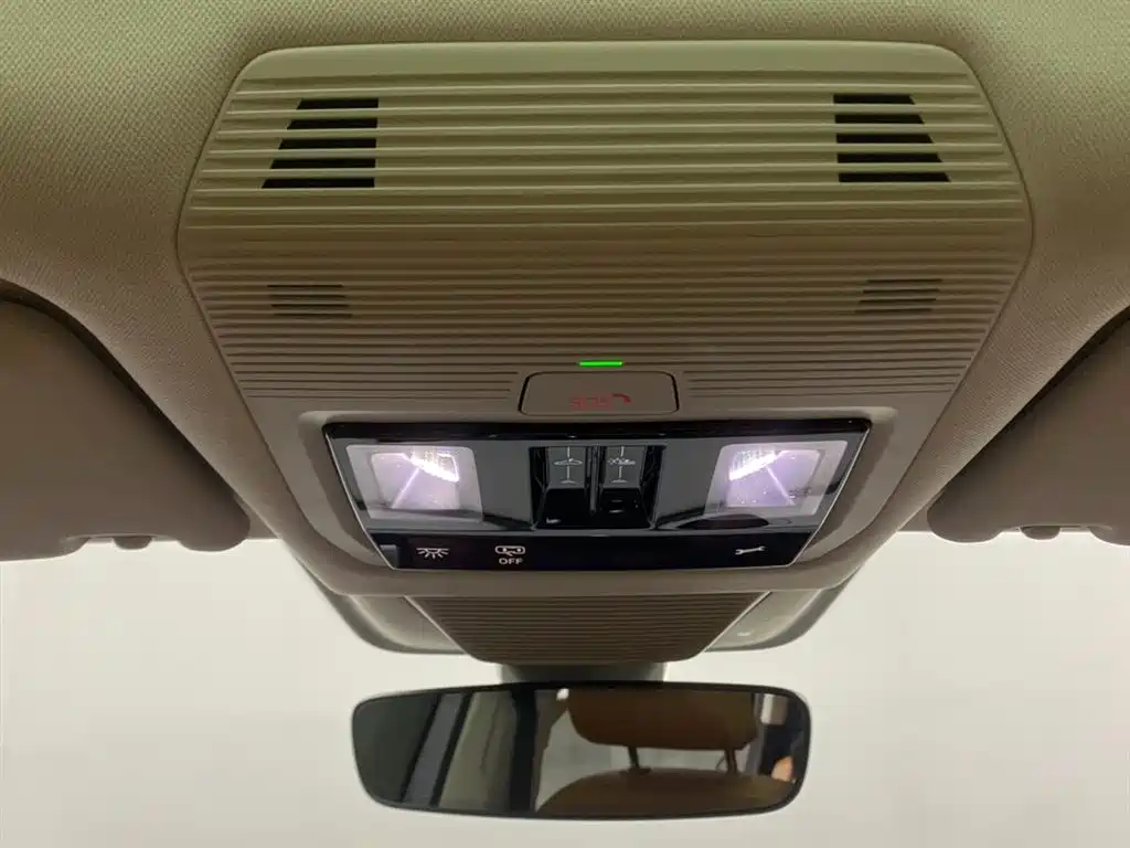 Volkswagen Talagon 2025 Model 450TSI AWD Premium 6-Seater фото 29