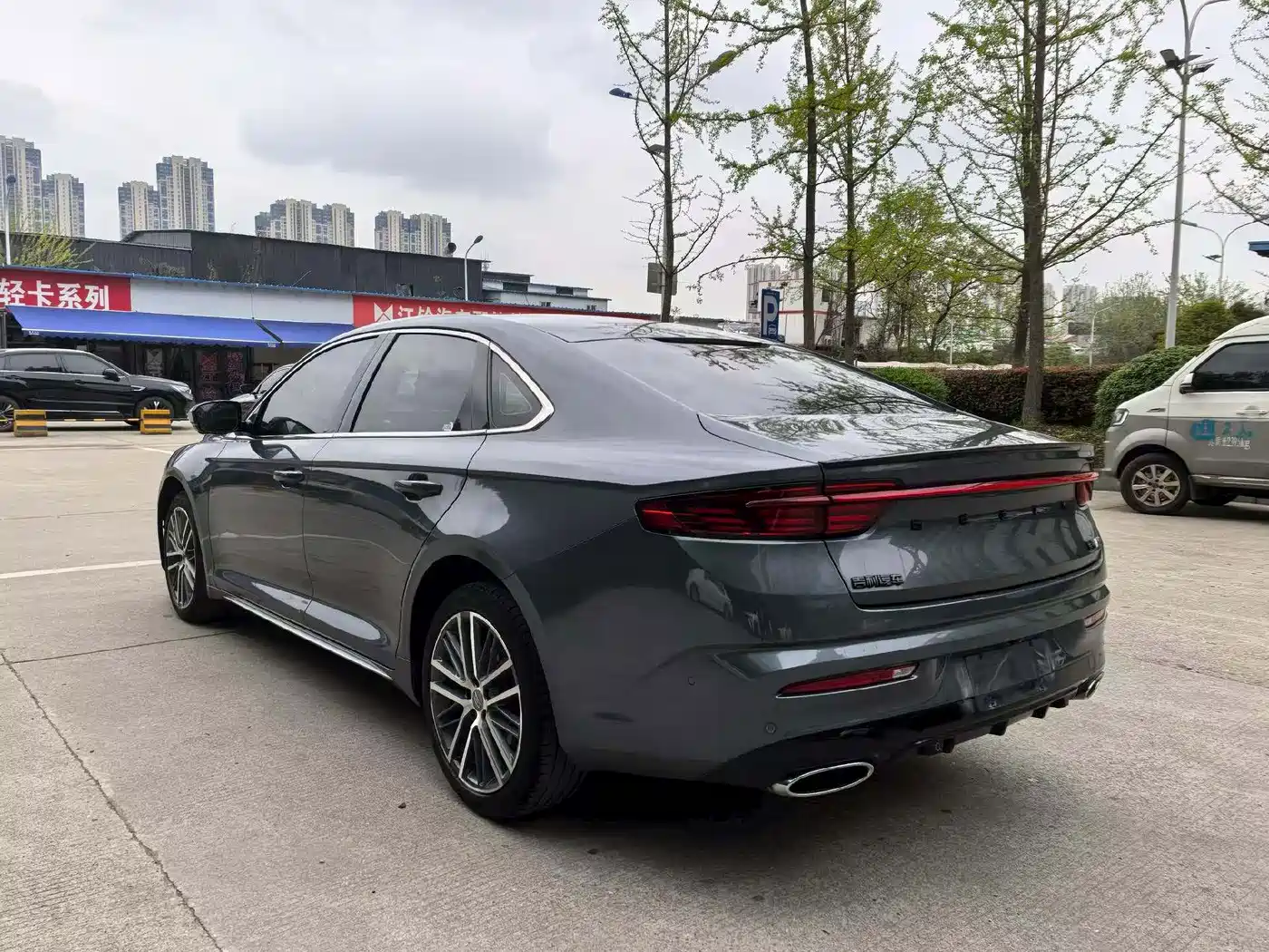 Фото 8 - Geely Preface