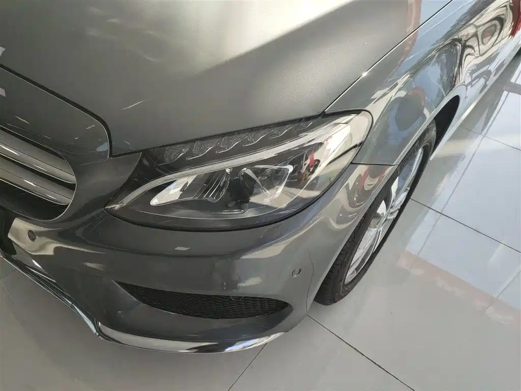 Mercedes-Benz C-Class 2017 Facelift C 200 L Sport Edition фото 24