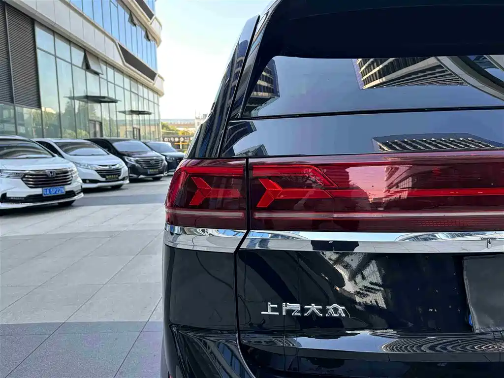 Volkswagen Teramont 2024 380TSI 4WD Prestige Flagship Edition фото 32