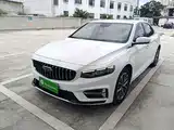 Фото 2 - Geely Preface