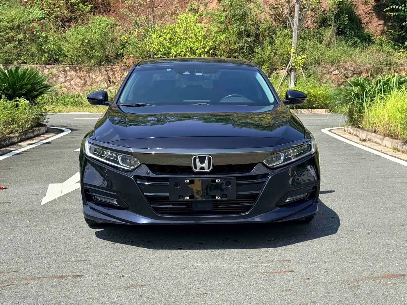Фото 2 - Honda Accord