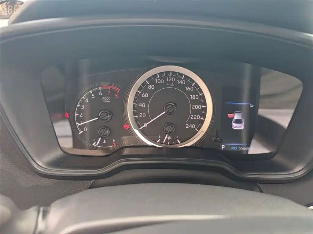 Toyota Levin 2021 185T CVT Luxury Edition фото 12