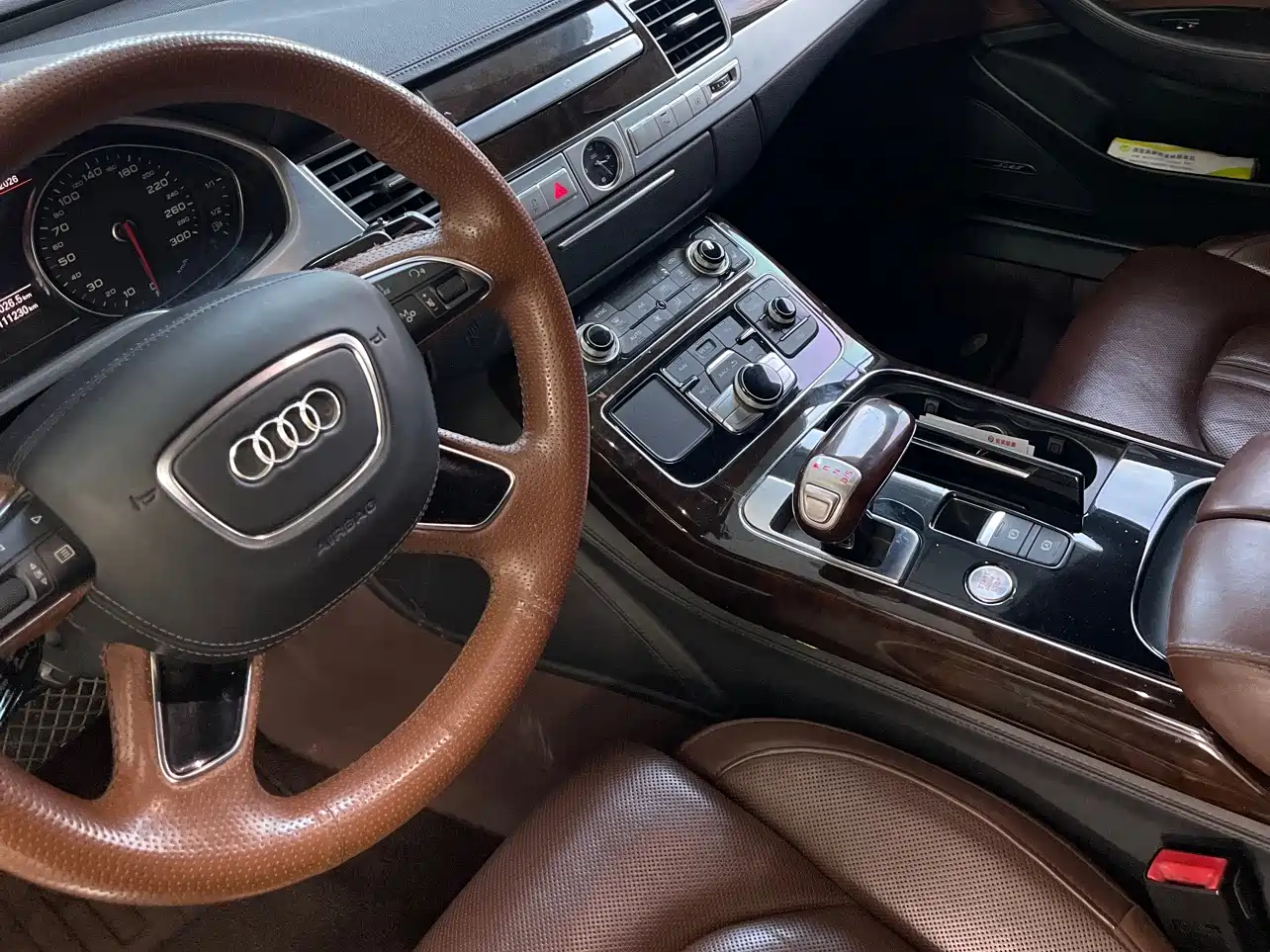 Audi A8 2014 A8L 45 TFSI quattro Luxury фото 10