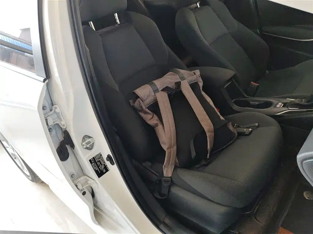 Toyota Levin 2022 Dual Engine 1.8H E-CVT Luxury Edition фото 17