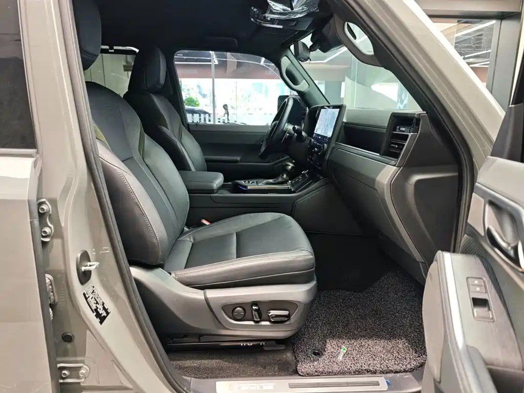 Lexus GX 2024 2024 OVERTRAIL Summit Edition