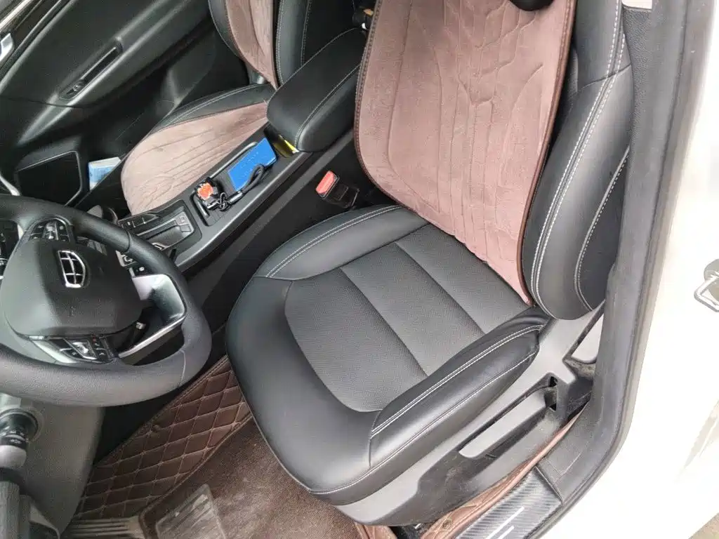 Фото 11 - Geely Emgrand GL