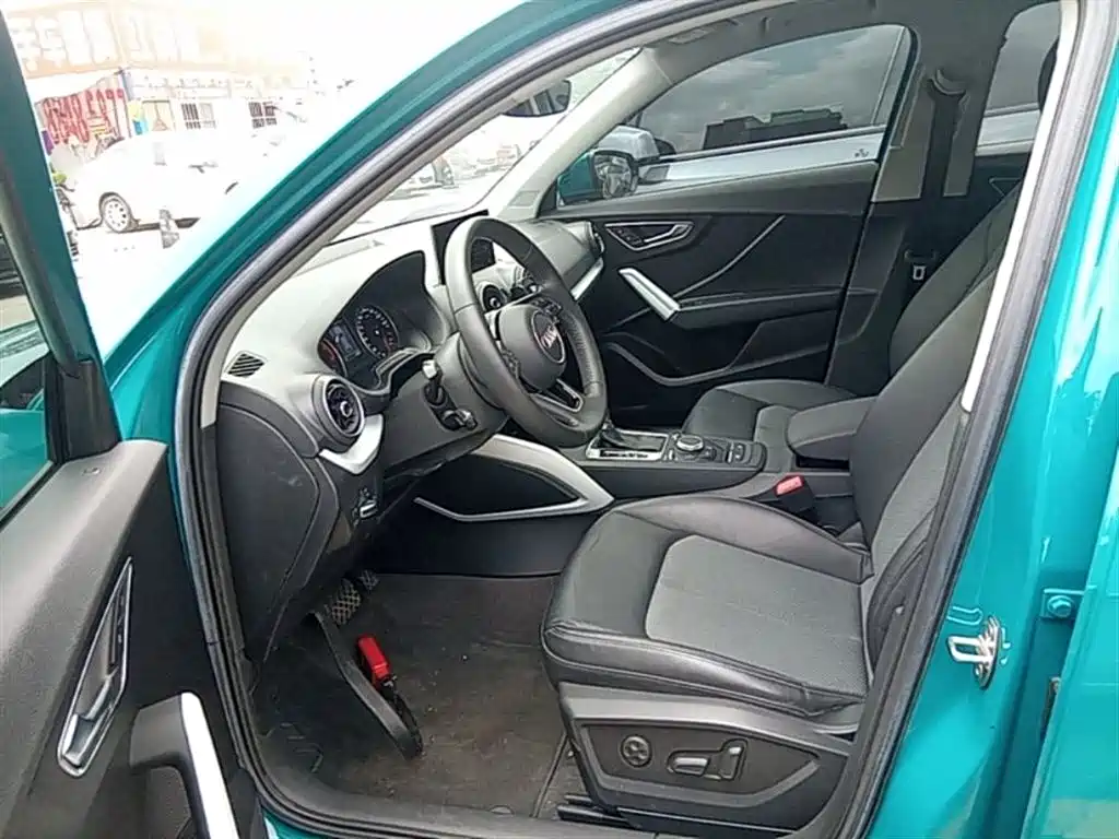 Audi Q2L 2018 35 TFSI Fashion Elegance China V фото 16