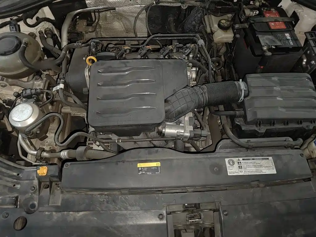 Volkswagen Lavida 2021 1.5L Auto Comfort Edition фото 16