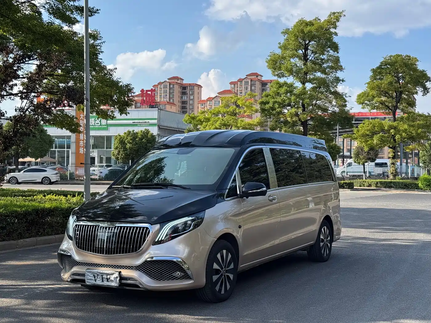 Mercedes-Benz Vito 2023 2.0T Elite 7-Seater