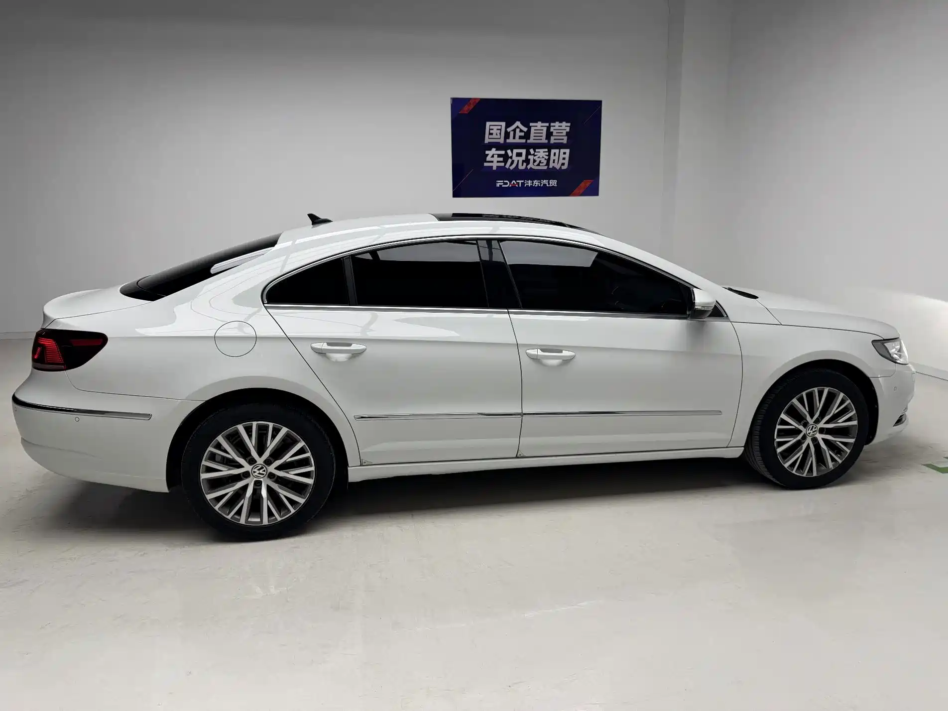 Фото 7 - Volkswagen CC