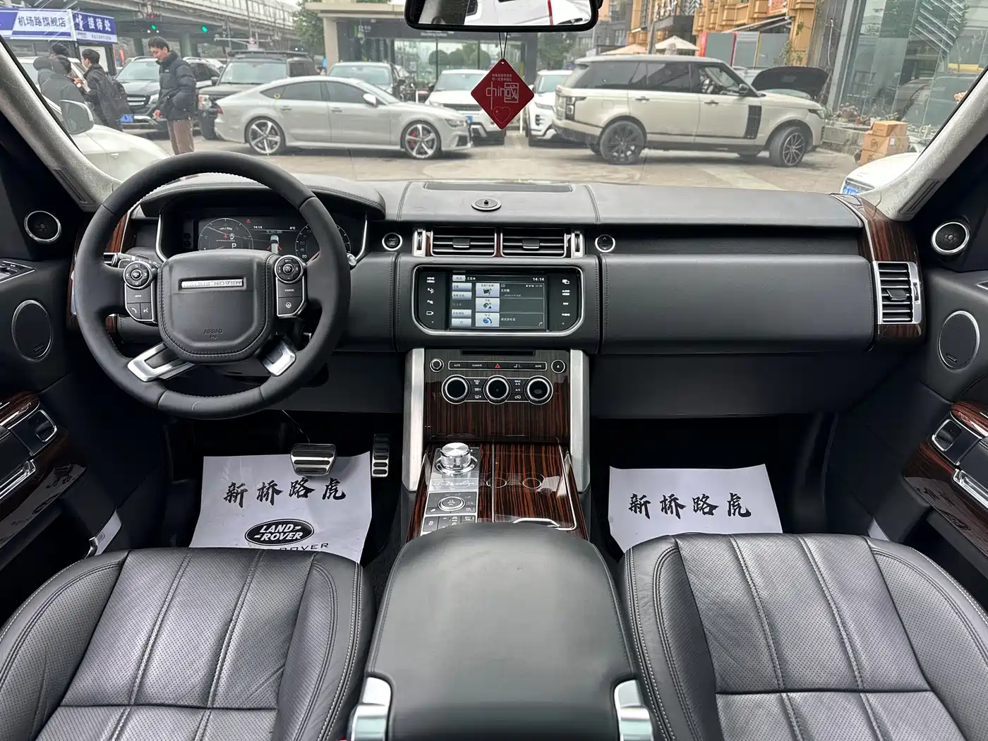 Land Rover Range Rover 2015 5.0 SC V8 AB Prestigious Genesis Extended Edition фото 5