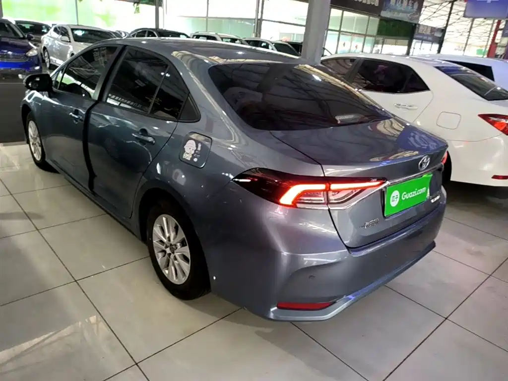 Toyota Corolla 2023 1.8L Smart Hybrid Dual Engine Pioneer Edition фото 5