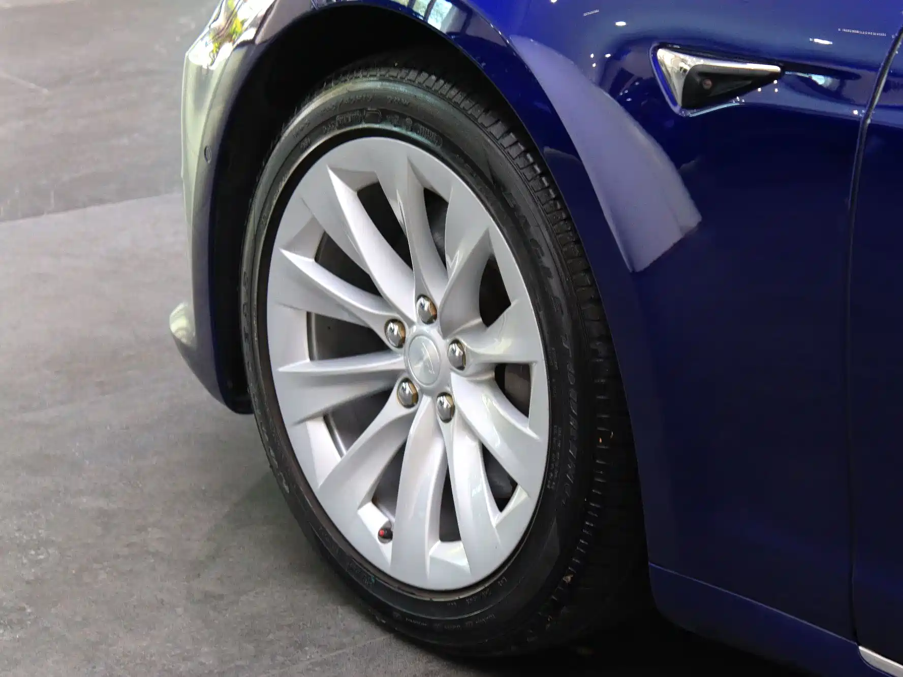 Фото 21 - Tesla Model S