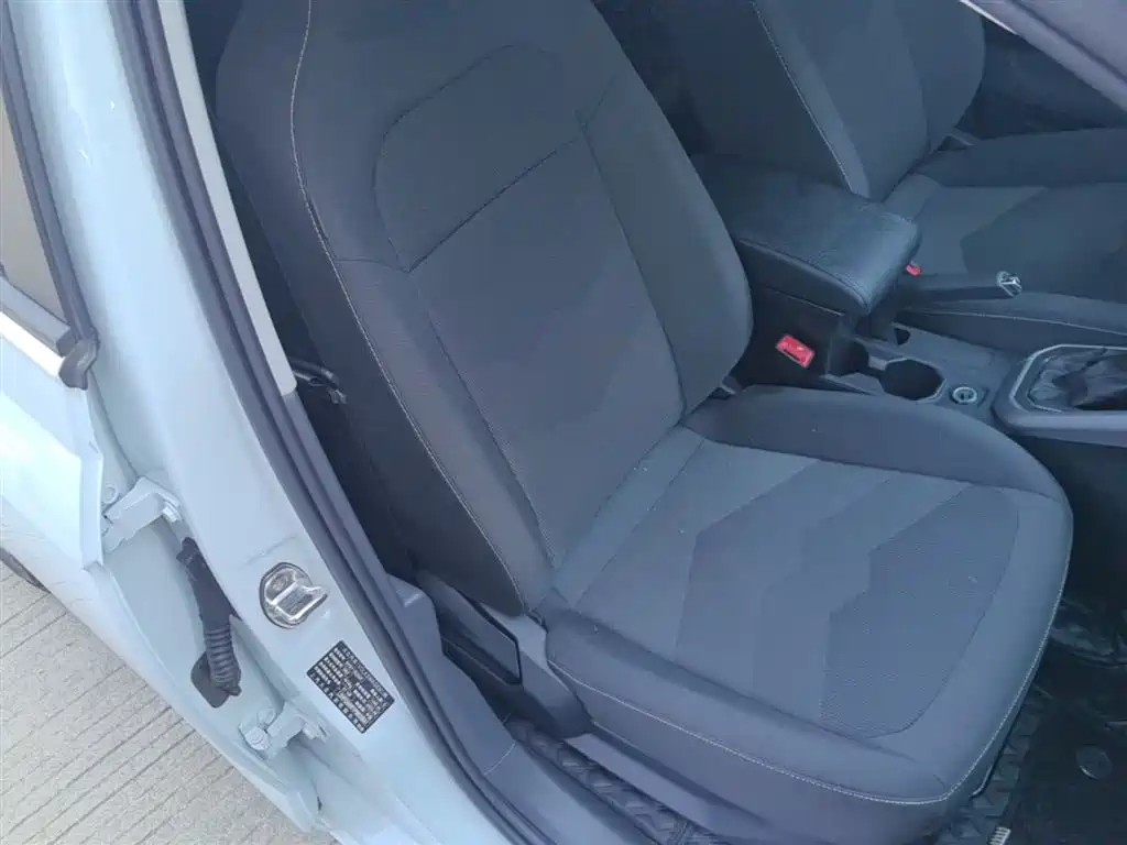 Volkswagen Polo 2023 Facelift Plus 1.5L Auto Joyful Living Edition фото 20