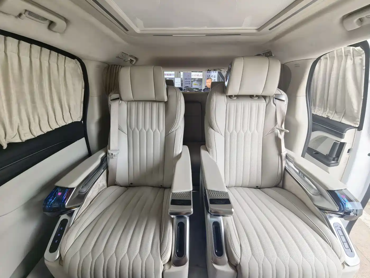 Buick GL8 2023 ES Landmaster Comfort фото 9