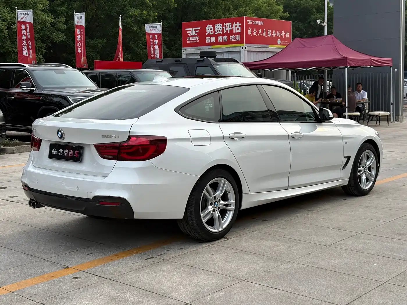 BMW 3 Series GT 2020 320i M Sport Package фото 18