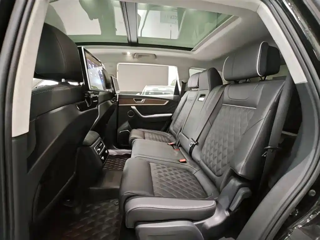 Hongqi HS7 2022 3.0T Auto 4WD Smart Connect Flagship 7-Seater фото 6